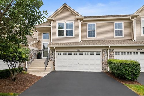 16816 S Locust Ln, Lockport, IL, 60441-5300 | Card Image