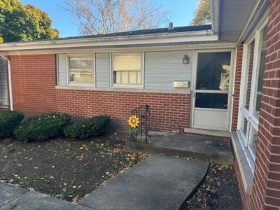 114 S Waverly Place, House other with 3 bedrooms, 2 bathrooms and 1 parking in Mount Prospect IL | Image 1