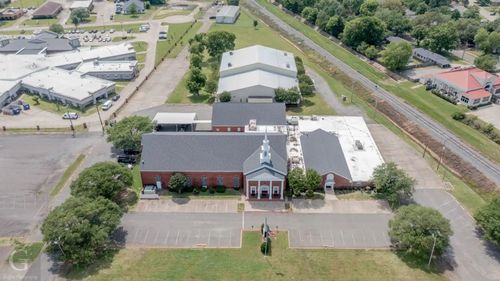 2125 Airline Dr, Bossier City, LA, 71111-3105 | Card Image