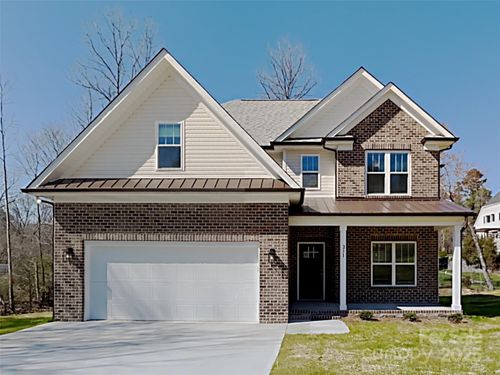 231 Brook Ave Se, Concord, NC, 28025-2764 | Card Image