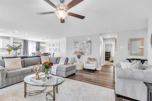 6203 Panda Way, Riverbank, CA, 95367-2578 | Card Image