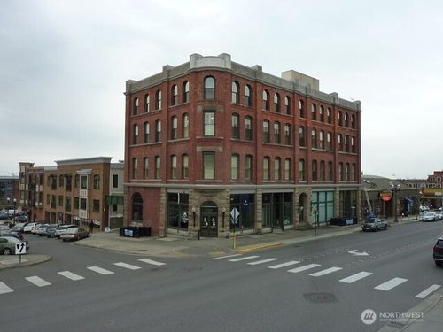 13111327 11th St, Bellingham, WA, 98225 | Card Image