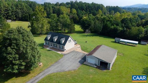 676 Rockfish School Ln, Afton, VA, 22920-3002 | Card Image