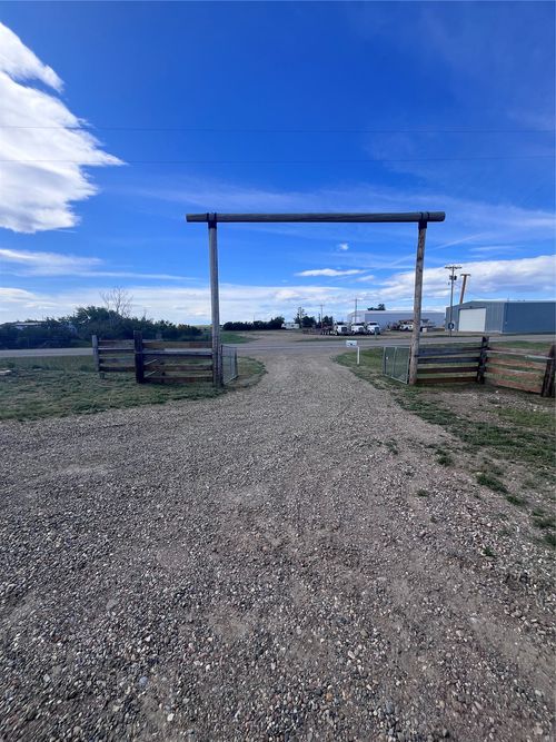 107 Oilmont Hwy, Oilmont, MT, 59466-9725 | Card Image