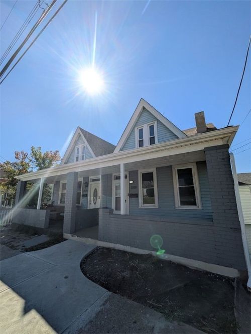 1818 Westmont Ave, Pittsburgh, PA, 15210-3854 | Card Image