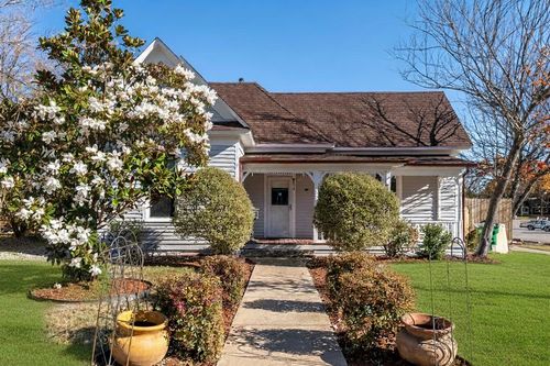 514 N Rogers St, Waxahachie, TX, 75165-3358 | Card Image