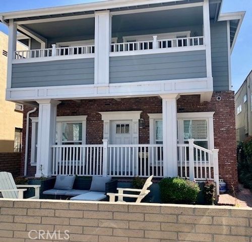 a-122 Roycroft Ave, Long Beach, CA, 90803-3119 | Card Image