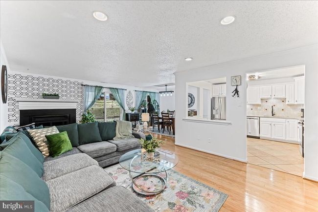 28 Hopkinson Ct, Condo with 2 bedrooms, 2 bathrooms and null parking in CHESTERBROOK PA | Image 8