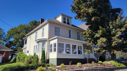 208 E Main St, Stoystown, PA, 15563-5932 | Card Image