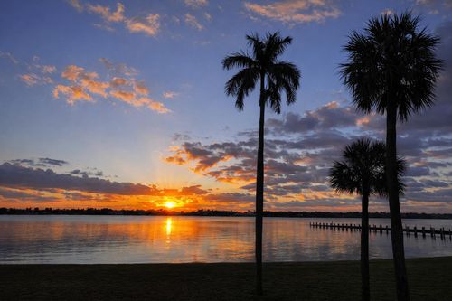 202-8200 Lakeshore Dr, Hypoluxo, FL, 33462-6057 | Card Image