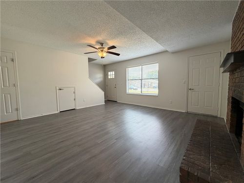 3424 W Harvard St, Fayetteville, AR, 72704-5795 | Card Image