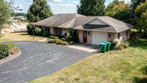 154 E Us Highway 34, Mendota, IL, 61342-9758 | Card Image