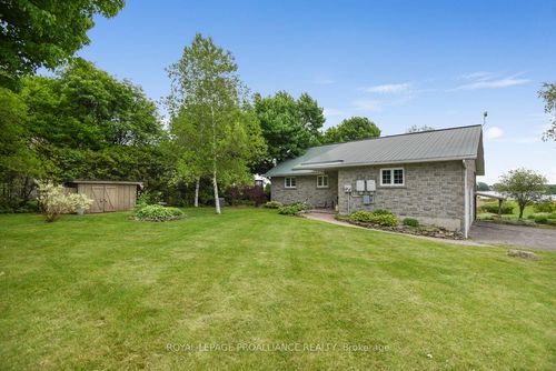 2111 County Rd 2, Johnstown, ON, K0E1T1 | Card Image