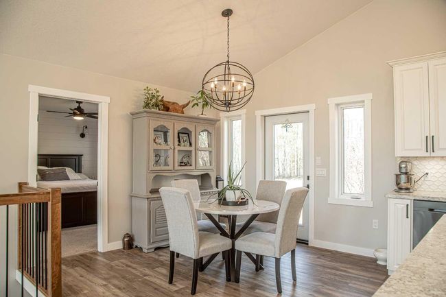 19125 Township Road 1104, House other with 5 bedrooms, 3 bathrooms and 10 parking in High Level AB | Image 18