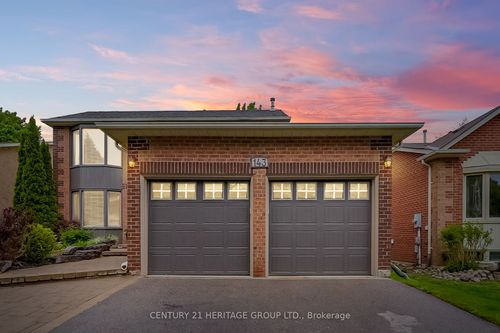 143 John Bowser Cres, Newmarket, ON, L3Y7N4 | Card Image