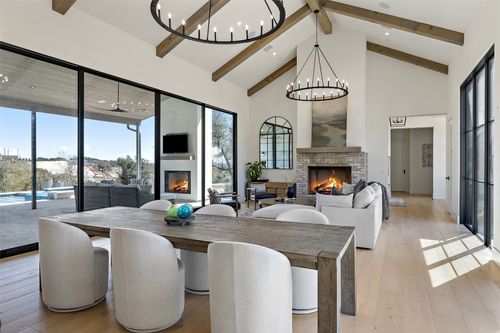 5805 Twin Peaks Trce, Austin, TX, 78738-4487 | Card Image