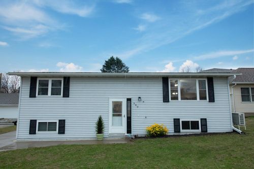 640 Harrison St, Lewiston, MN, 55952-1107 | Card Image