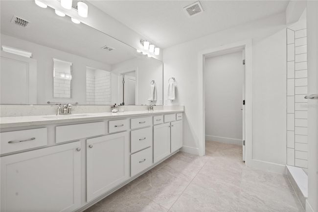 Primary Bathroom | Image 24