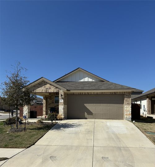 201 Longmount Cv, Liberty Hill, TX, 78642-2523 | Card Image