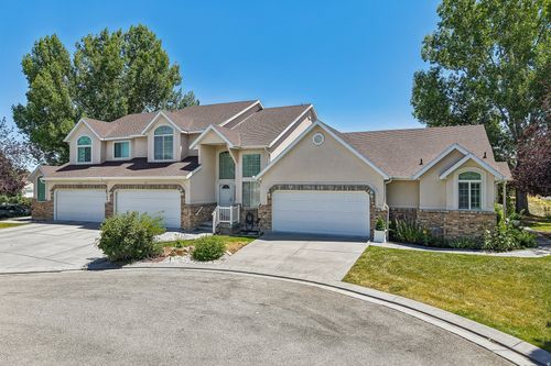175 Country Ct, Grantsville, UT, 84029-9432 | Card Image