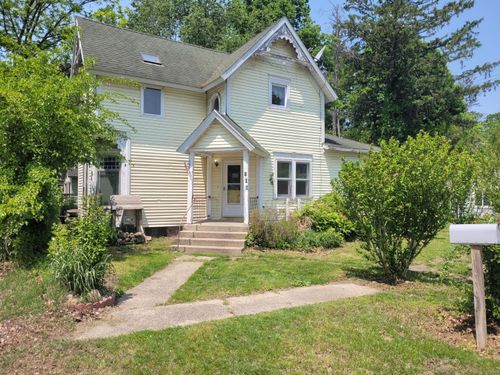 109 N 2nd St, Lawrence, MI, 49064-9697 | Card Image