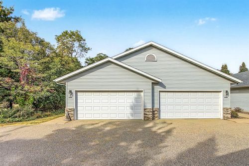 a-5328 Prill Road, Eau Claire, WI, 54701 | Card Image