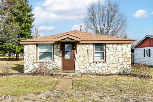 2232 S H St, Elwood, IN, 46036-2554 | Card Image