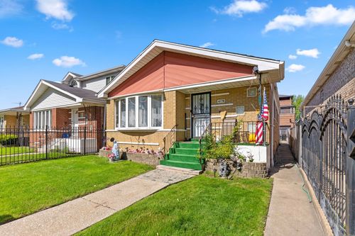 4178 S Wallace St, Chicago, IL, 60609-2736 | Card Image