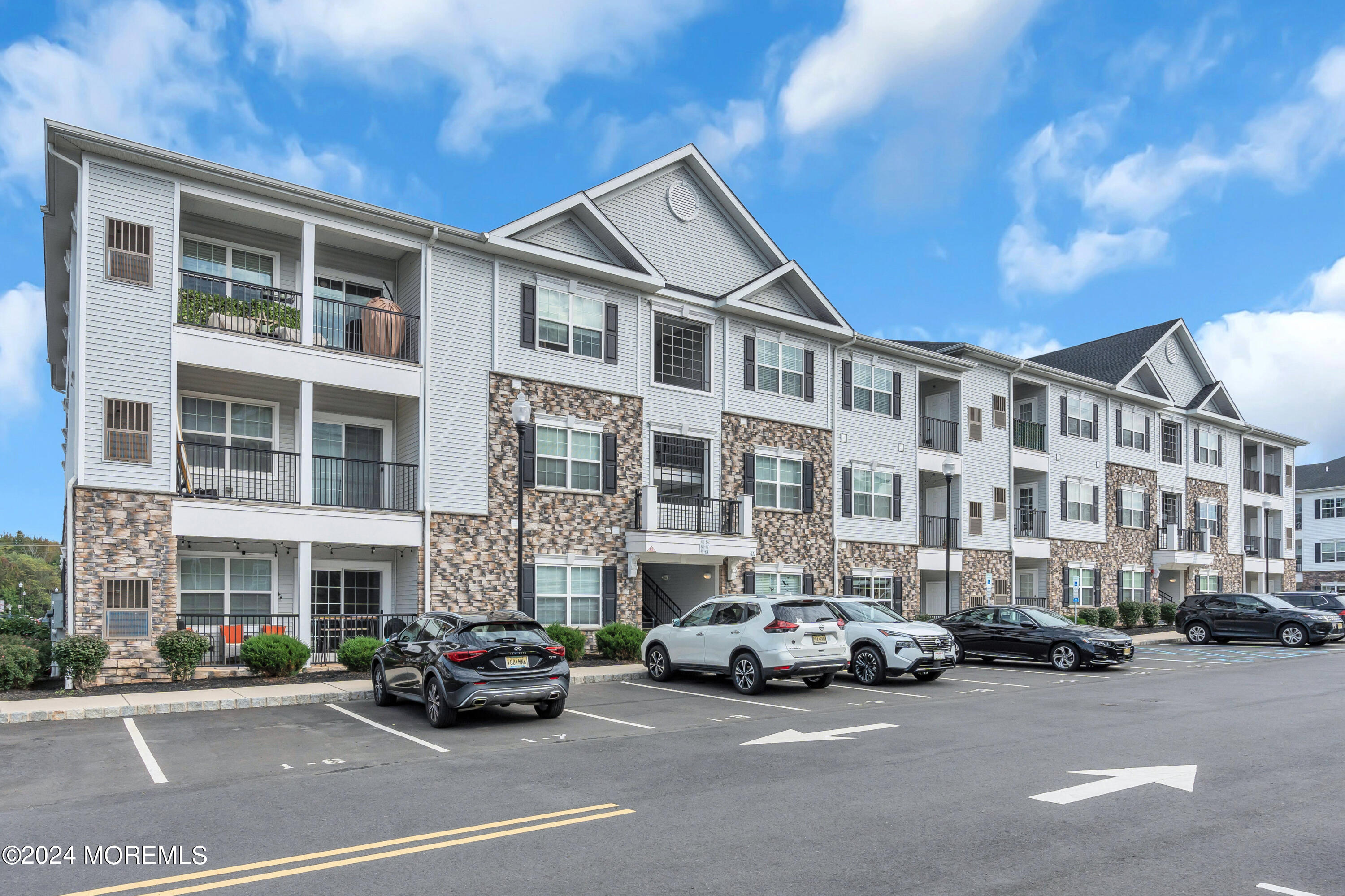 Marion Ln, Monroe Township, NJ 08831
