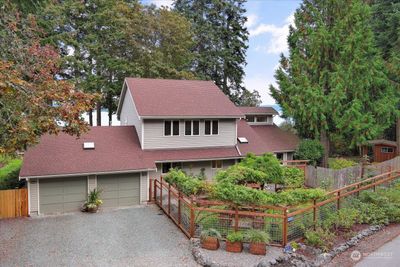 3283 Fox Spit Rd | Image 1