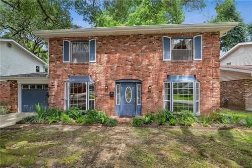 2821 Danbury Dr, New Orleans, LA, 70131-3849 | Card Image