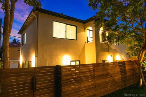 7372 Fay Ave, La Jolla, CA, 92037-5038 | Card Image
