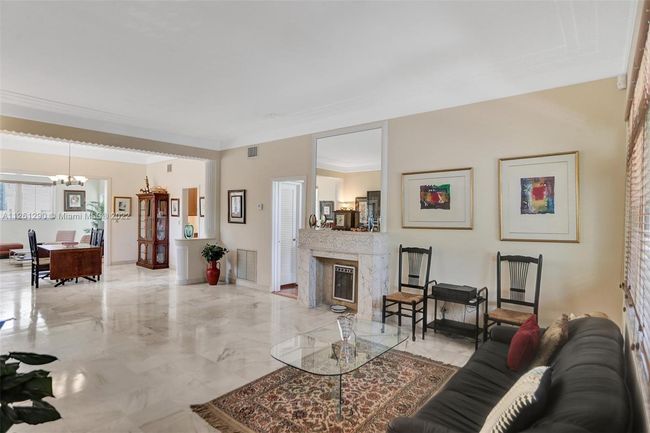 4340 Pine Tree Dr, House other with 5 bedrooms, 5 bathrooms and null parking in Miami Beach FL | Image 7