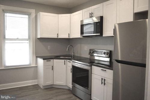 2r-118 E Maple Ave, LANGHORNE, PA, 19047-2835 | Card Image