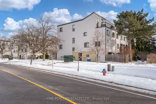 79-1036 Falgarwood Dr, Oakville, ON, L6H2P3 | Card Image