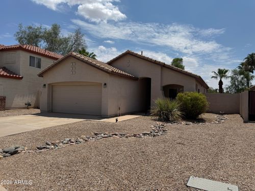 2575 E Brooks St, Gilbert, AZ, 85296-8844 | Card Image