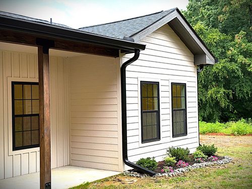 1146 Moodyville Loop, Byrdstown, TN, 38549-4200 | Card Image