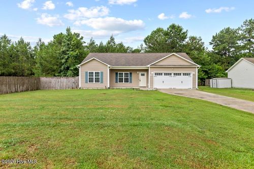 106 Lilac Ln, Richlands, NC, 28574-4600 | Card Image