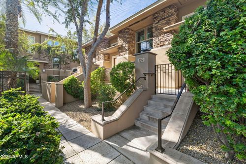 132-5550 N 16th Street, Phoenix, AZ, 85016 | Card Image