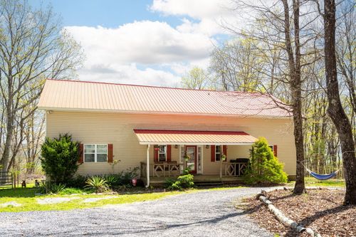 264 Harlee Vista Rd, Pikeville, TN, 37367-6257 | Card Image