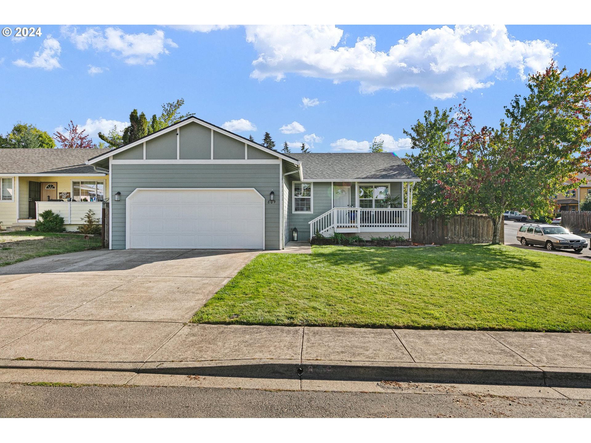 Arthur Ave, Cottage Grove, OR 97424