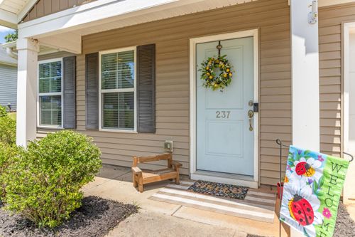 237 Spirit Dr, Roebuck, SC, 29376-2951 | Card Image