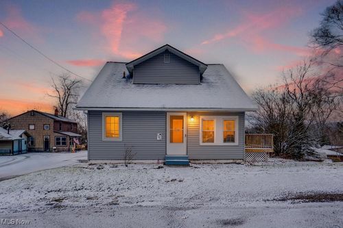2643 Monroe St, Lakemore, OH, 44250-9812 | Card Image
