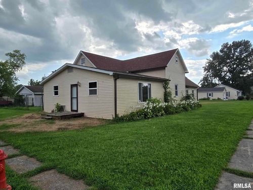 500 Holt St, Vergennes, IL, 62994-1772 | Card Image