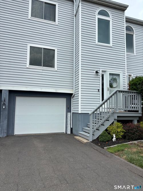 33-33 Woodbridge Ln, Cromwell, CT, 06416-2581 | Card Image
