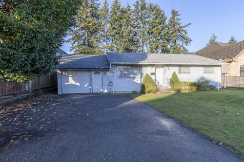 11875 82 Ave, Delta, BC, V4C2C6 | Card Image