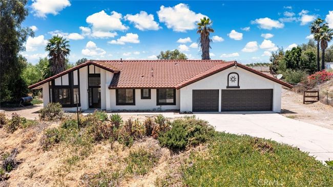 18085 Golden Leaf Ln, House other with 4 bedrooms, 3 bathrooms and 3 parking in Riverside CA | Image 41