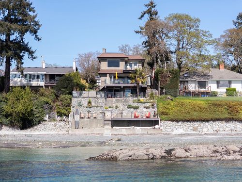 10646 Madrona Dr, North Saanich, BC, V8L5L8 | Card Image