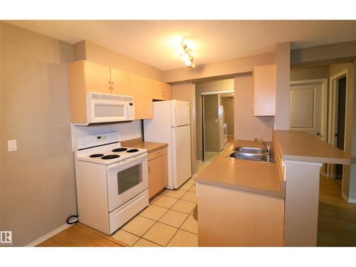 117-17003 67 Ave Nw, Edmonton, AB, T5T6Y5 | Card Image