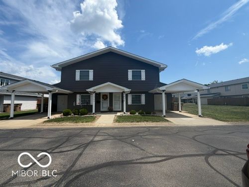 2065 Abundance Dr, Columbus, IN, 47201-3749 | Card Image